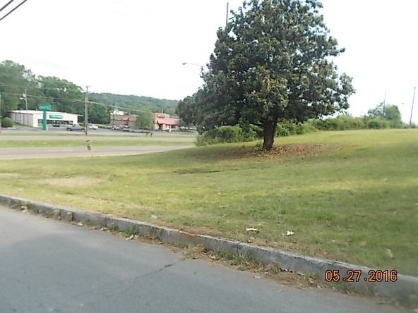 1208 Congress Parkway, Athens, TN 37303